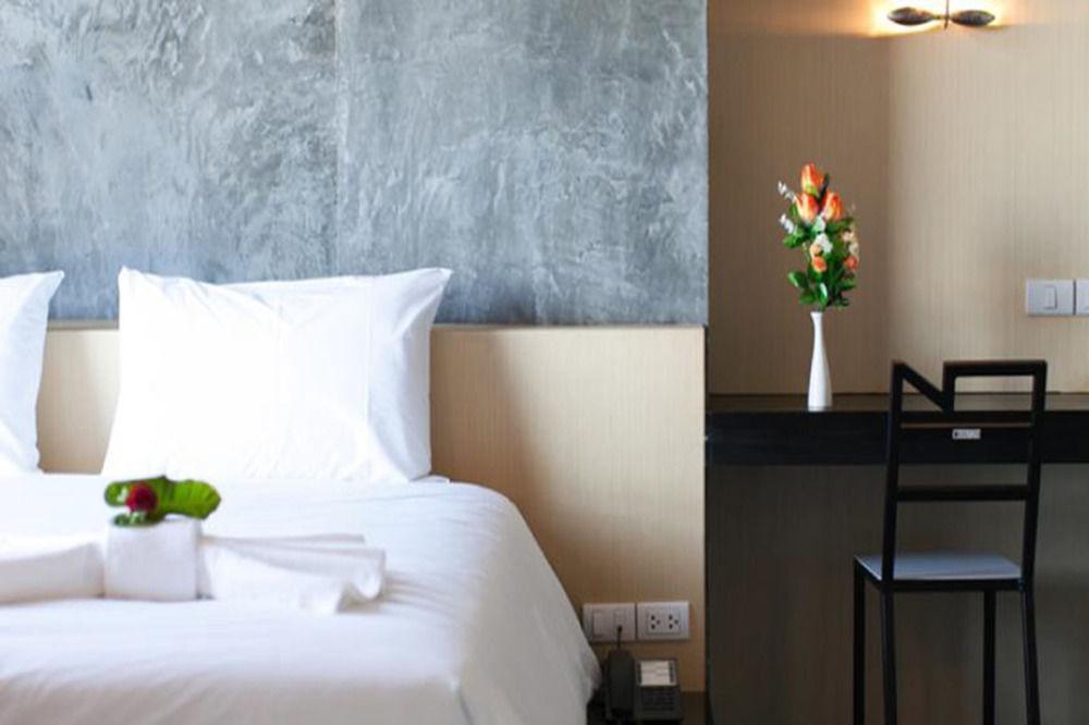 B2 South Pattaya Premier Hotel Dış mekan fotoğraf