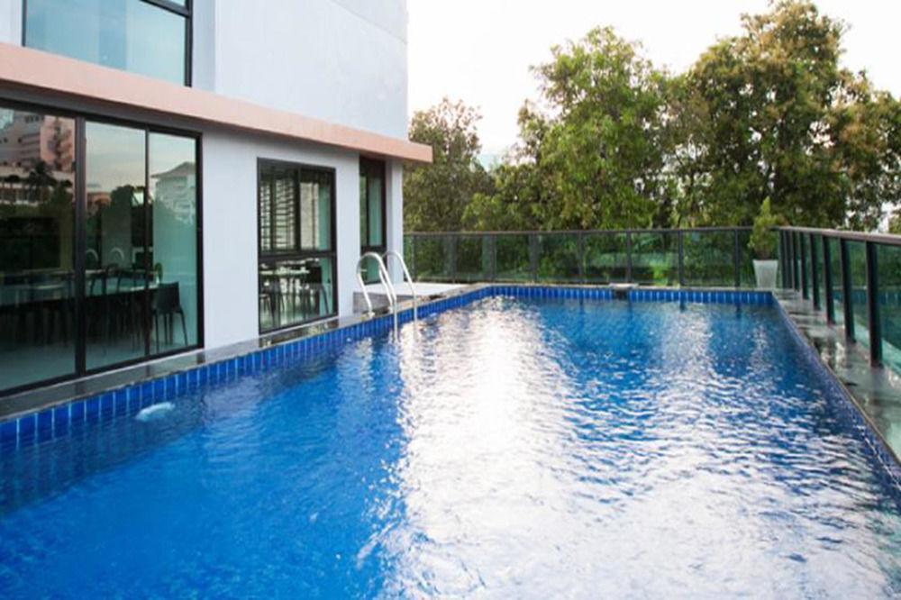 B2 South Pattaya Premier Hotel Dış mekan fotoğraf