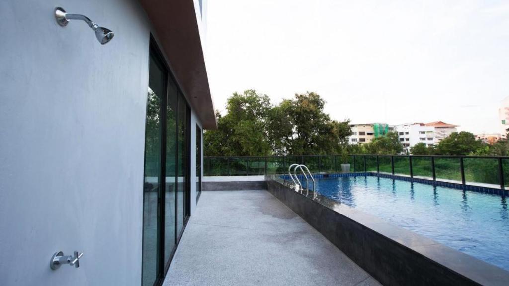 B2 South Pattaya Premier Hotel Dış mekan fotoğraf
