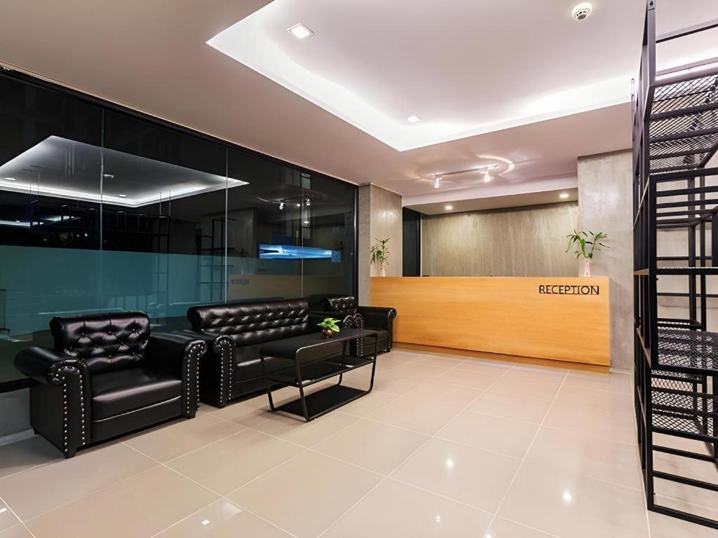 B2 South Pattaya Premier Hotel Dış mekan fotoğraf