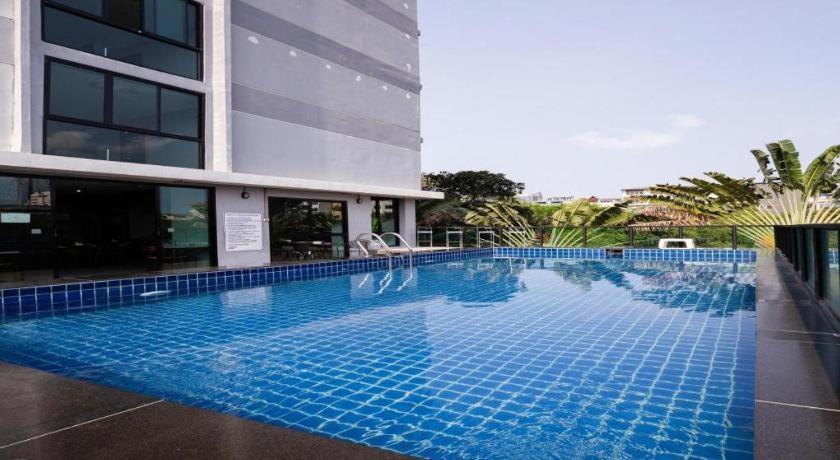B2 South Pattaya Premier Hotel Dış mekan fotoğraf