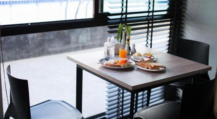 B2 South Pattaya Premier Hotel Dış mekan fotoğraf